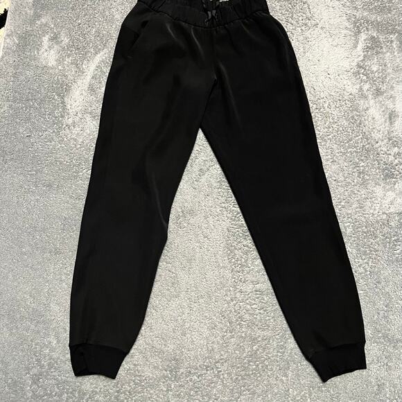 Lululemon Pants Womens 6 On The Fly Jogger W5bzds Black - Picture 1 of 8